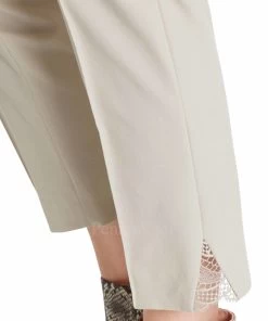 Marc Cain PC8117 W42 Pantalons Beige -Joseph Ribkoff Winkel 100001321 4