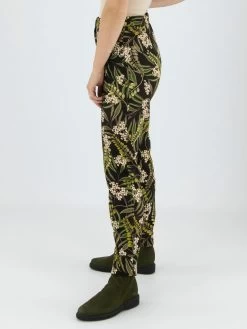 Marc Cain VC 81.63 J37 Pantalons Groen -Joseph Ribkoff Winkel 100002347 3