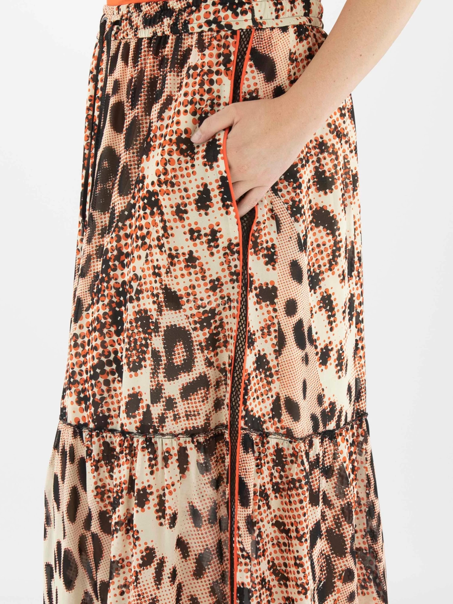 Marc Cain VS 71.05 W02 Rokken Rood 11 Marc Cain VS 71.05 W02 Rokken Rood - Afbeelding 9