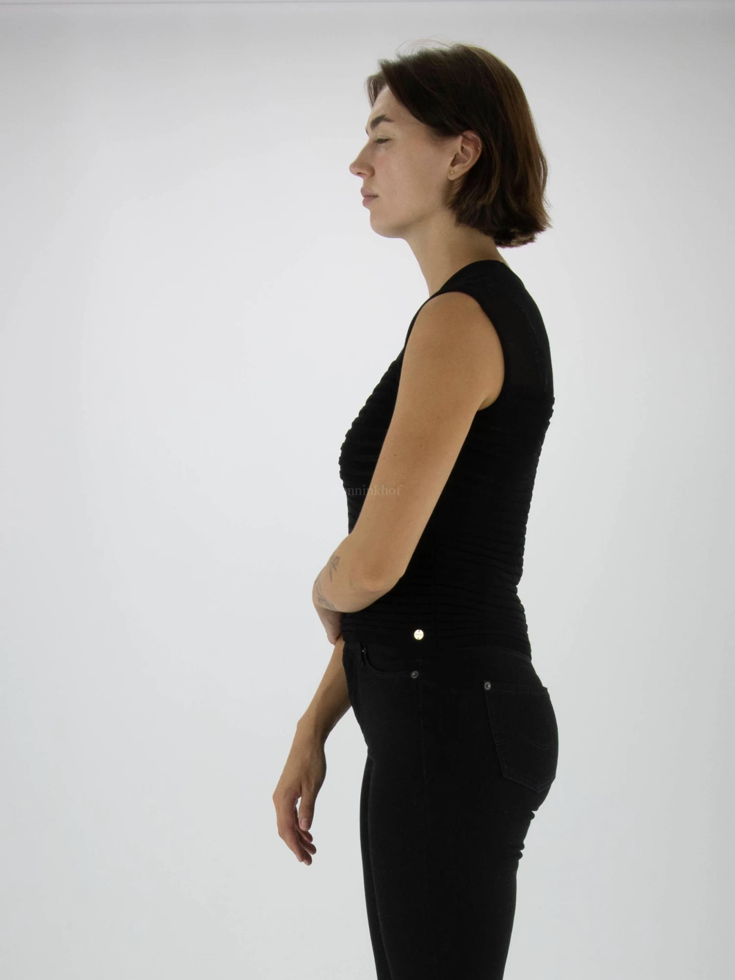 Marc Cain VC 61.02 M19 Tops Zwart 4 Marc Cain VC 61.02 M19 Tops Zwart - Afbeelding 2