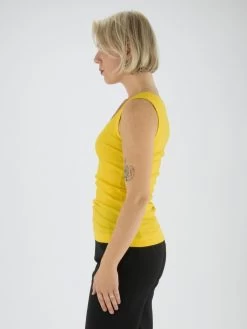 Marc Cain ++ 61.25 J50 Tops Geel -Joseph Ribkoff Winkel 130000830 2