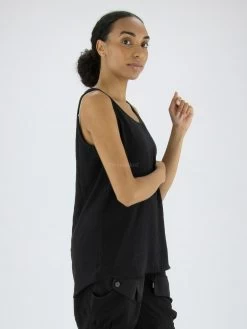 Marc Cain VA 61.01 W76 Tops Zwart -Joseph Ribkoff Winkel 130000875 4