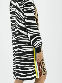 Marc Cain VS 21.10 W04 Jurken Bruin 19 Marc Cain VS 21.10 W04 Jurken Bruin -Joseph Ribkoff Winkel 160100692 9