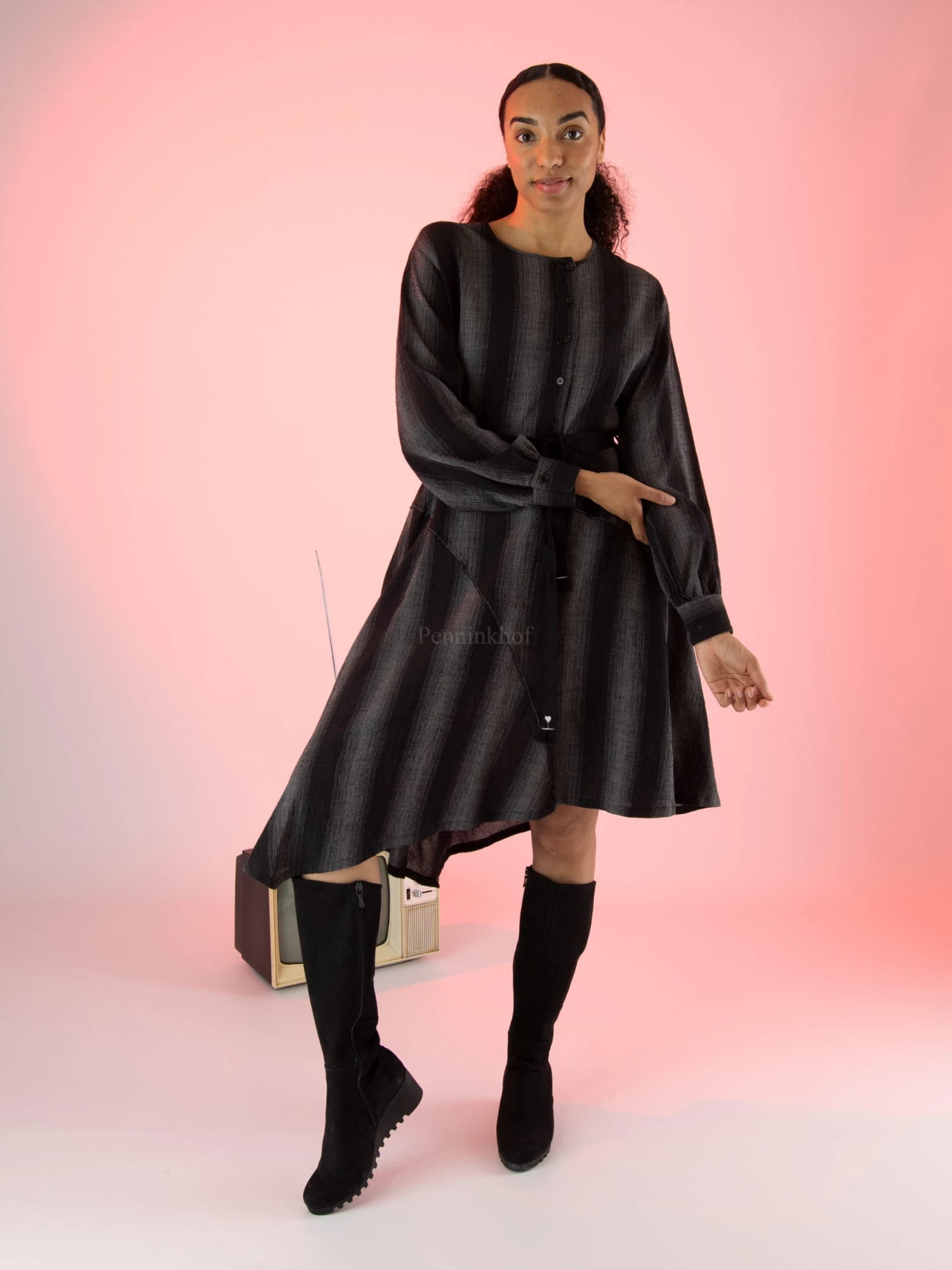 High LIMITLESS 721602 Jurken Zwart 8 High LIMITLESS 721602 Jurken Zwart - Afbeelding 6