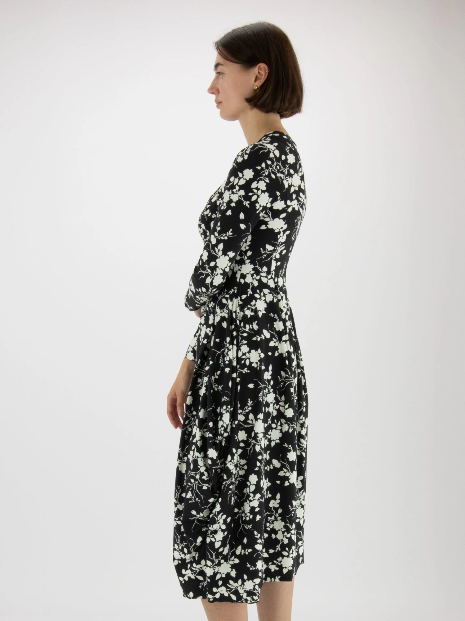 High AT LENGTH S21724 Jurken Zwart 5 High AT LENGTH S21724 Jurken Zwart - Afbeelding 3