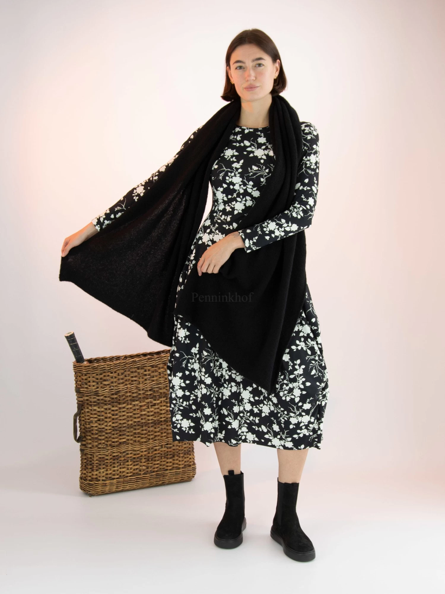 High AT LENGTH S21724 Jurken Zwart 8 High AT LENGTH S21724 Jurken Zwart - Afbeelding 6