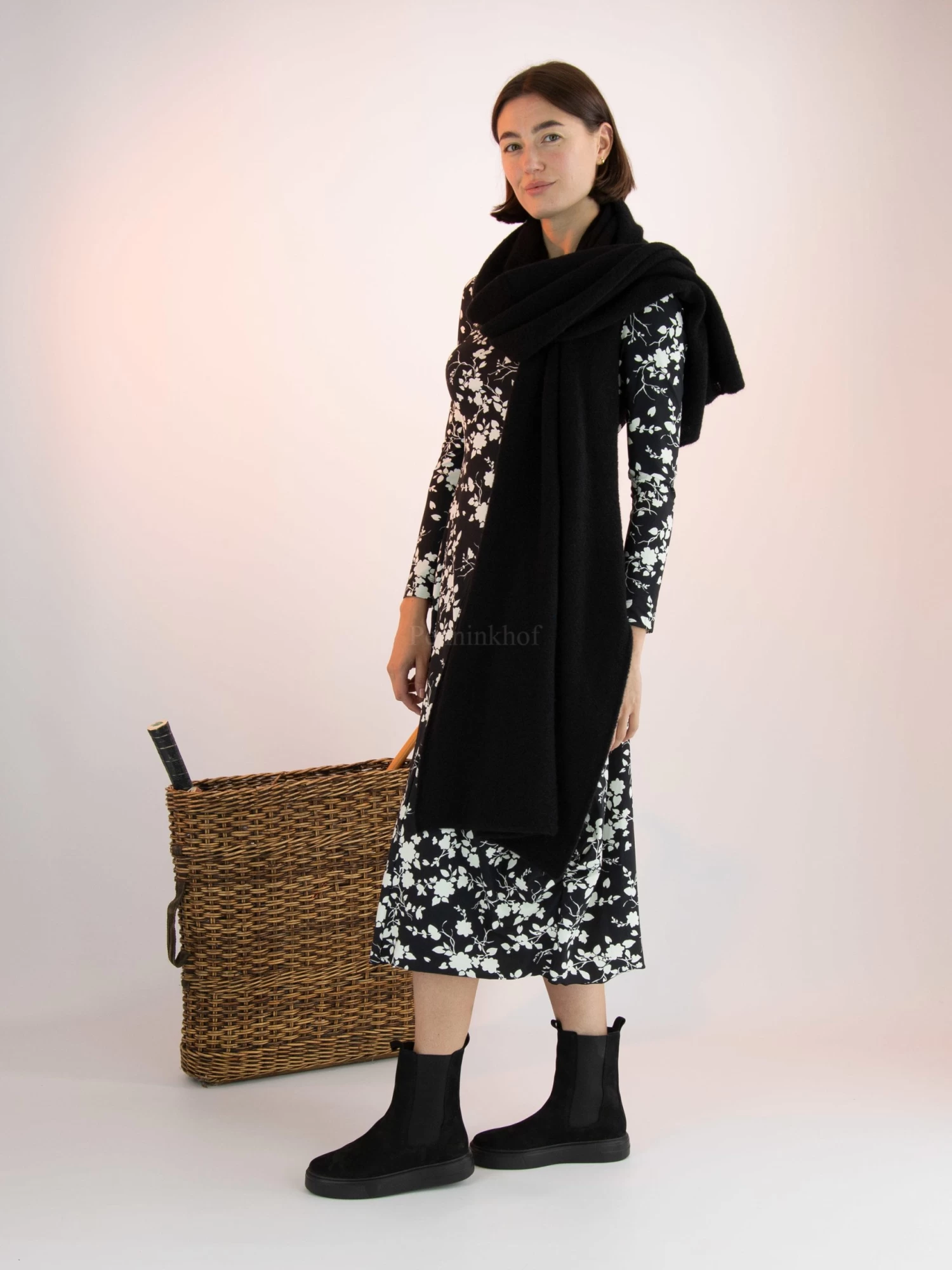 High AT LENGTH S21724 Jurken Zwart 9 High AT LENGTH S21724 Jurken Zwart - Afbeelding 7